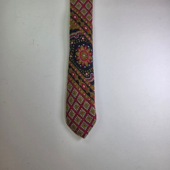 Vintage Resilio Tie Navy Red Geometric Silk Necktie USA 4" x 56.5" - Picture 6 of 9